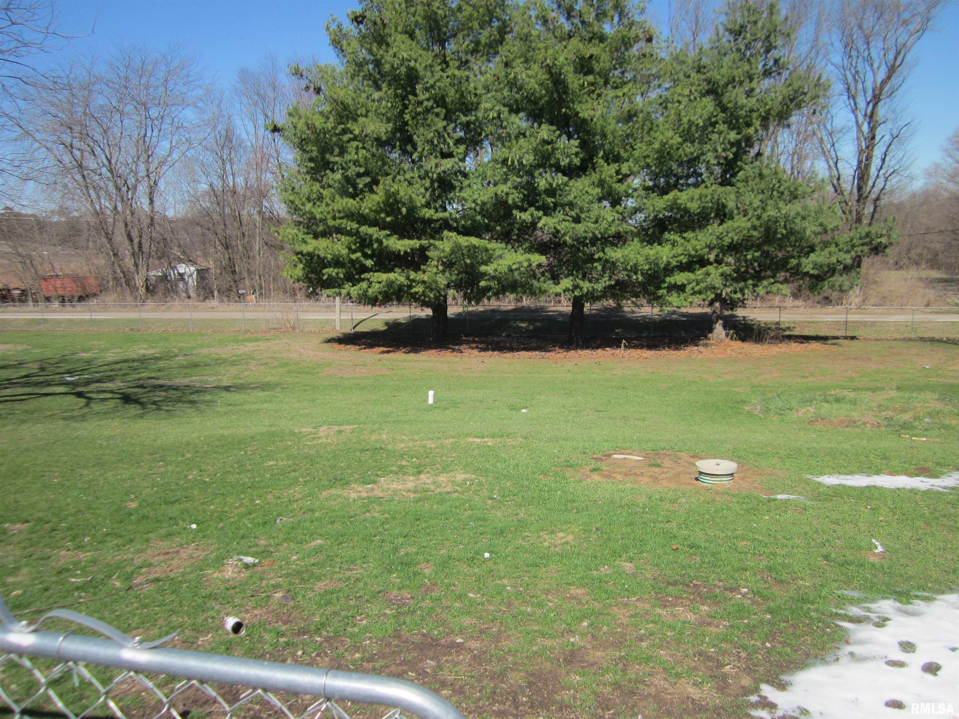 303 West Market Forest City, IL 61532 - Photo 28 of 34