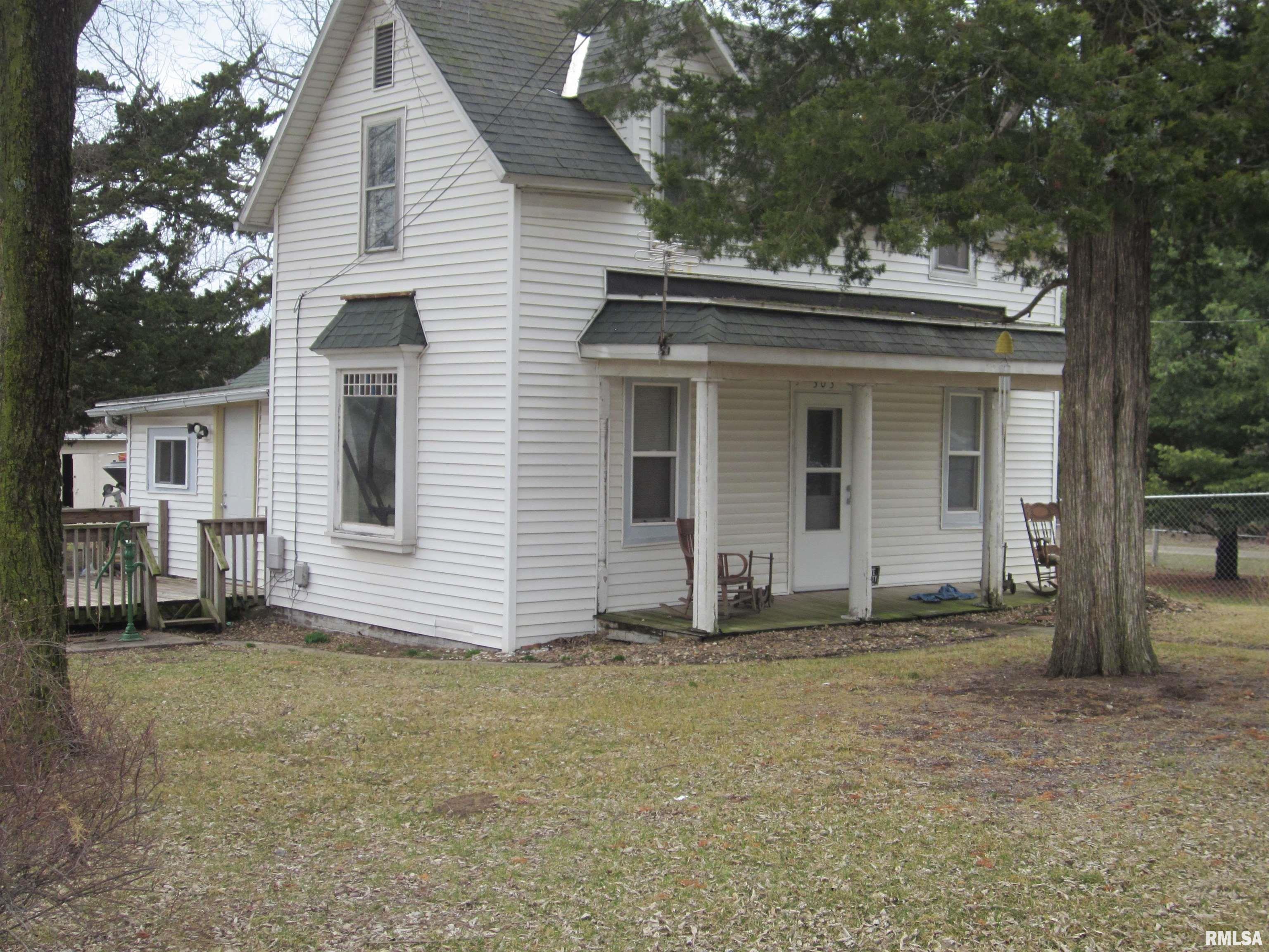 303 West Market Forest City, IL 61532 - Photo 29 of 34
