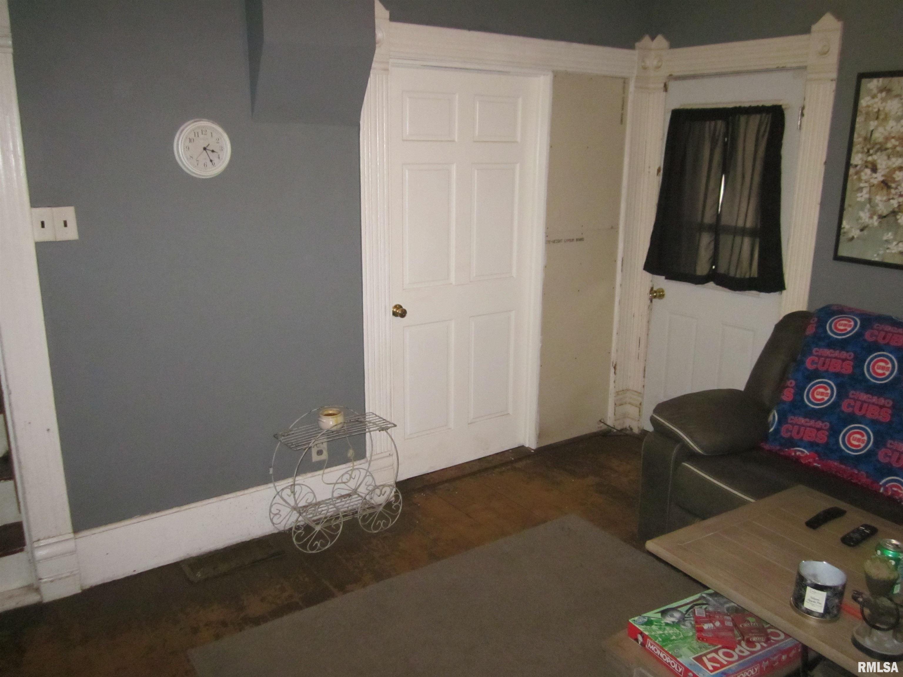 303 West Market Forest City, IL 61532 - Photo 5 of 34