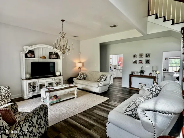 $719,000 | 17500 Goff Farm Road, Moss Point, MS 39562