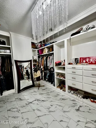 $719,000 | 17500 Goff Farm Road, Moss Point, MS 39562