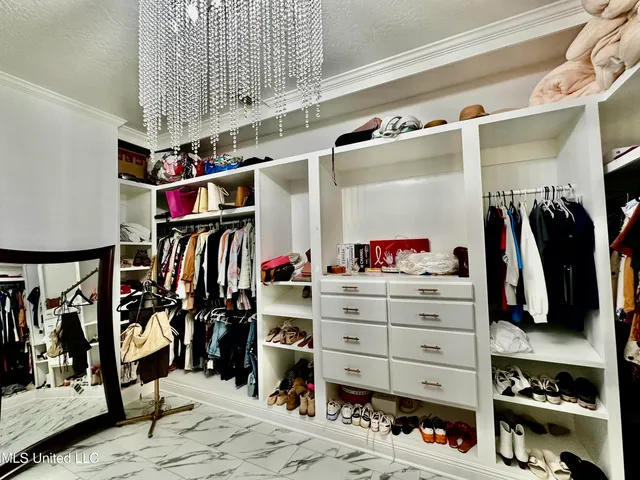 $719,000 | 17500 Goff Farm Road, Moss Point, MS 39562