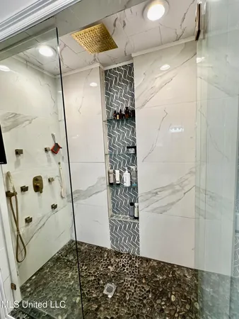 $719,000 | 17500 Goff Farm Road, Moss Point, MS 39562