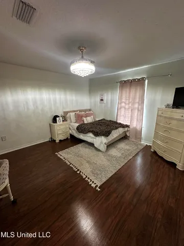 $719,000 | 17500 Goff Farm Road, Moss Point, MS 39562