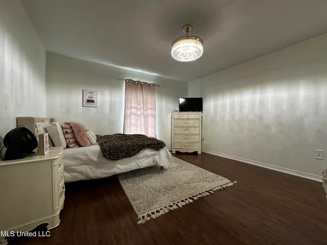 $719,000 | 17500 Goff Farm Road, Moss Point, MS 39562