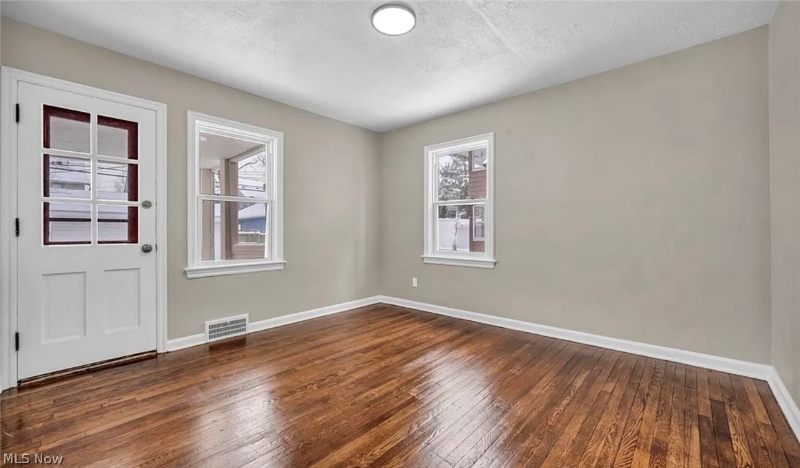 13614 Cedar Road, Unit DOWN University Heights, OH 44118 - Photo 10 of 16