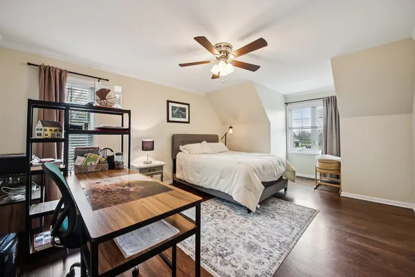 $1,225,000 | 1980 West Clover Drive, Inverness, IL 60067