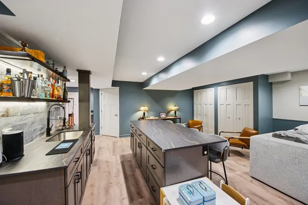 $1,225,000 | 1980 West Clover Drive, Inverness, IL 60067
