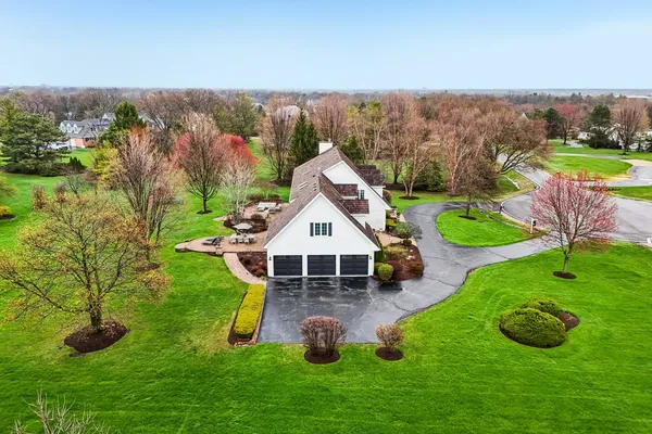$1,225,000 | 1980 West Clover Drive, Inverness, IL 60067
