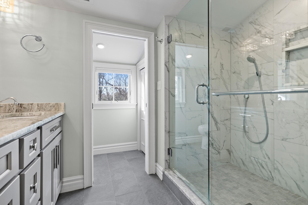 10 Hawthorne Road Winchester, MA 01890 - Photo 24 of 34