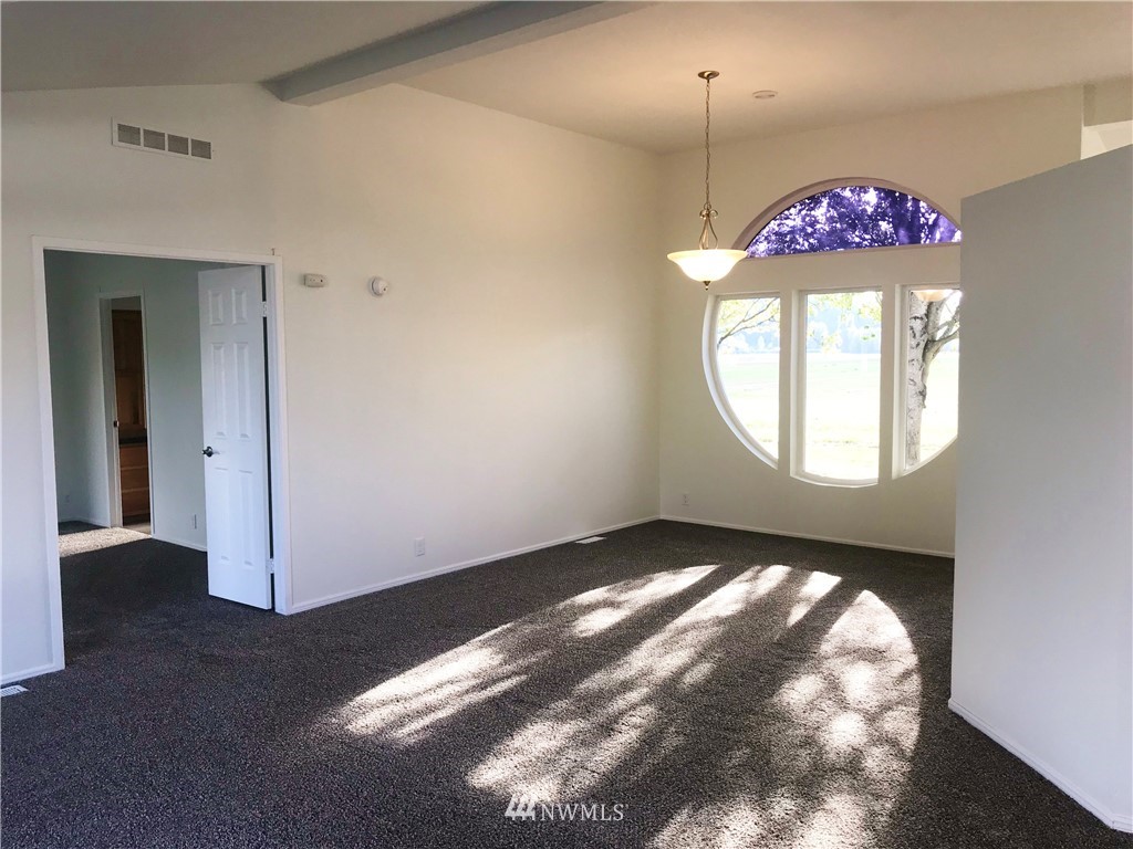 521 Wagner Road Centralia, WA 98531 - Photo 3 of 25 Gallery Image 3