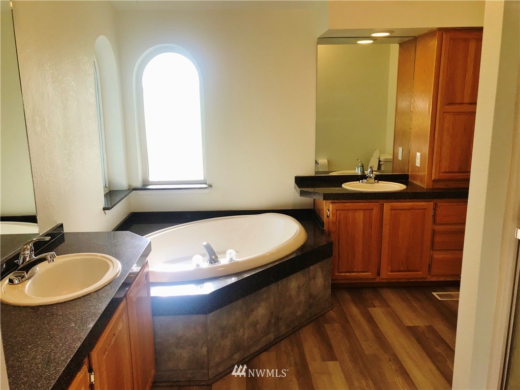 521 Wagner Road Centralia, WA 98531 - Photo 7 of 25 Gallery Image 7