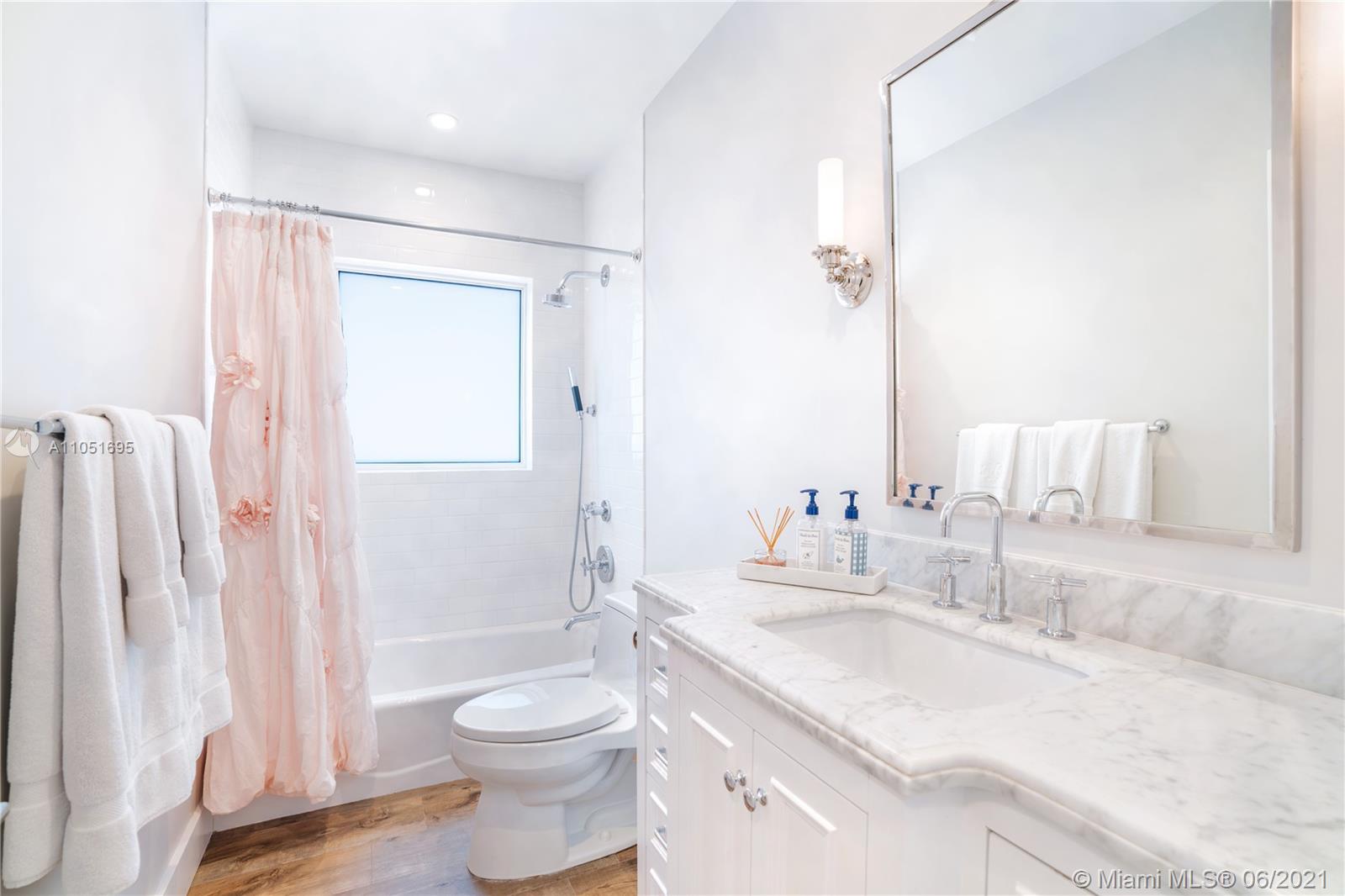 1330 San Remo Avenue Coral Gables, FL 33146 - Photo 14 of 19