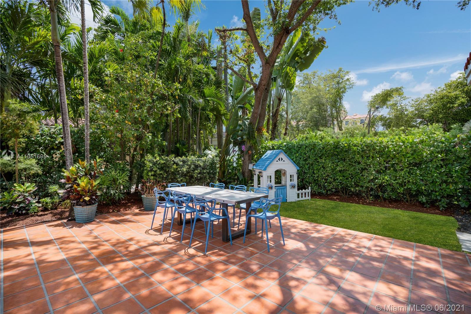 1330 San Remo Avenue Coral Gables, FL 33146 - Photo 18 of 19
