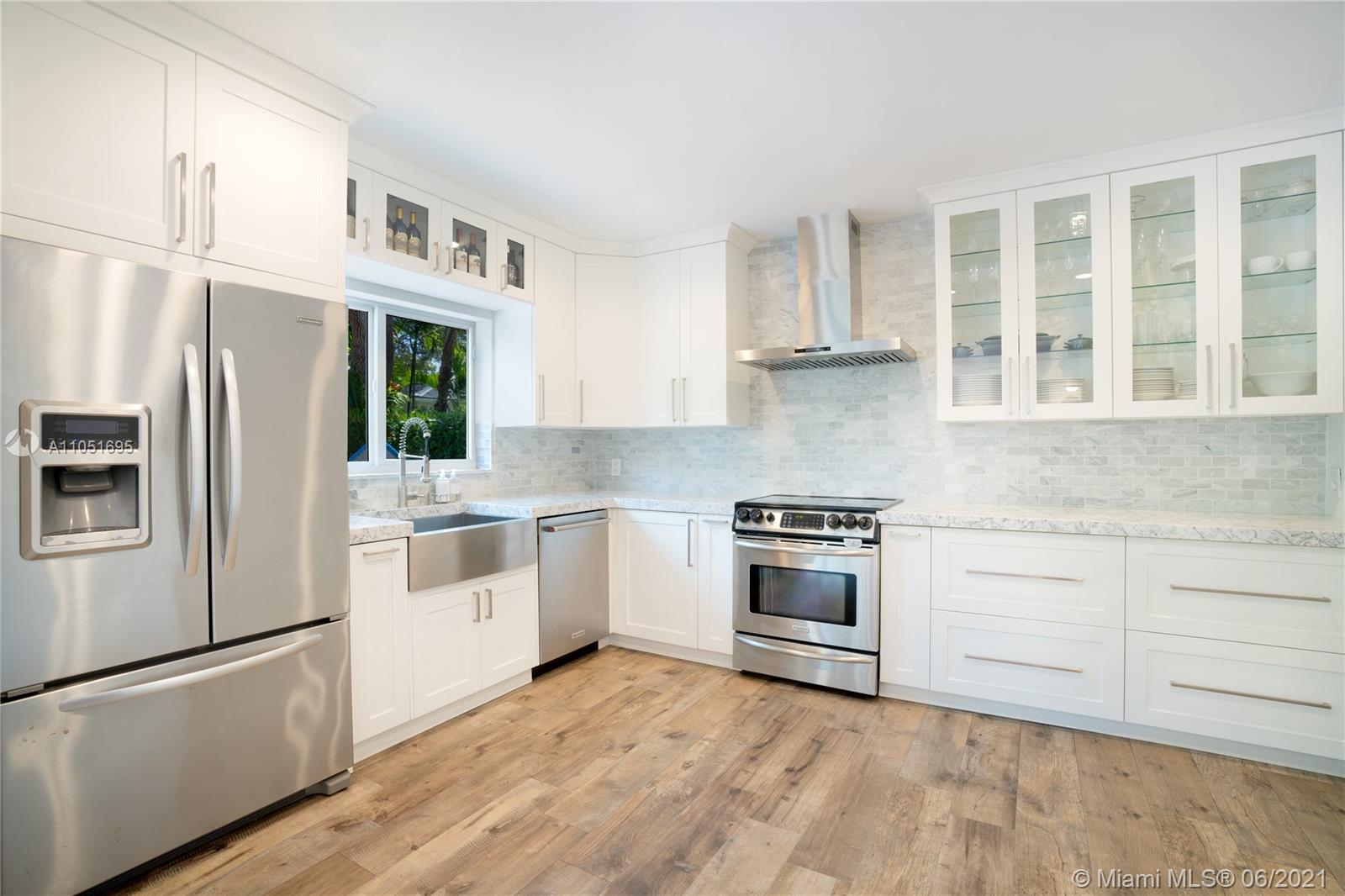 1330 San Remo Avenue Coral Gables, FL 33146 - Photo 10 of 19