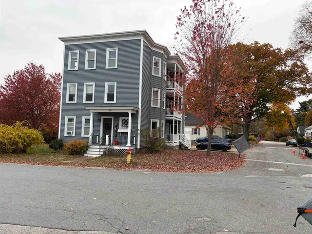 $1,850 | 90 Longwood Avenue, Unit 1, Manchester, NH 03109