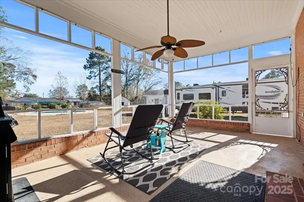 $249,000 | 502 Jefferson Street, Bennettsville, SC 29512
