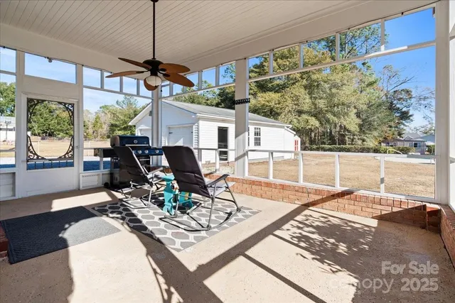 $249,000 | 502 Jefferson Street, Bennettsville, SC 29512