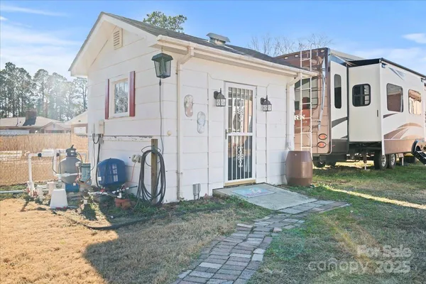 $249,000 | 502 Jefferson Street, Bennettsville, SC 29512