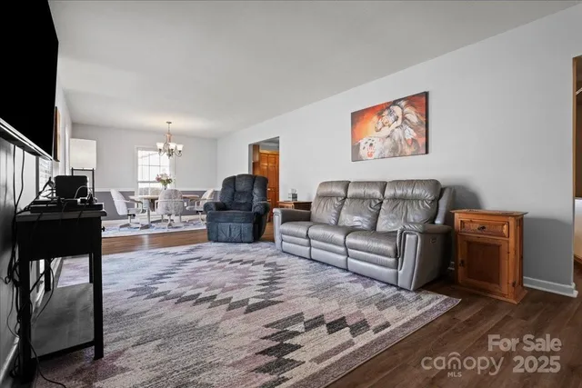 $249,000 | 502 Jefferson Street, Bennettsville, SC 29512