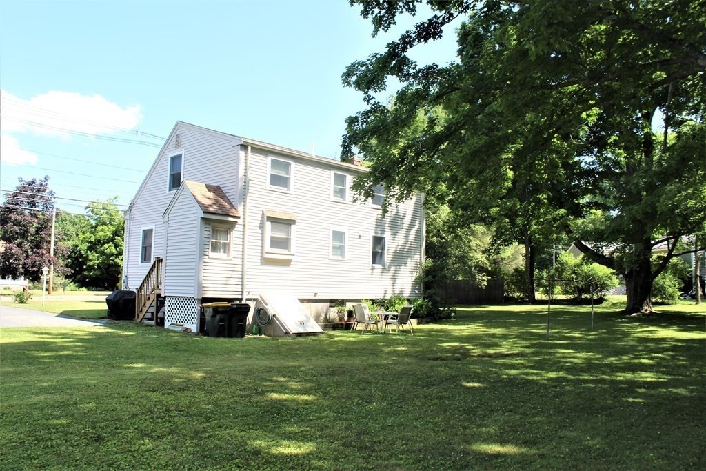 732 King Street Franklin, MA 02038 - Photo 4 of 20