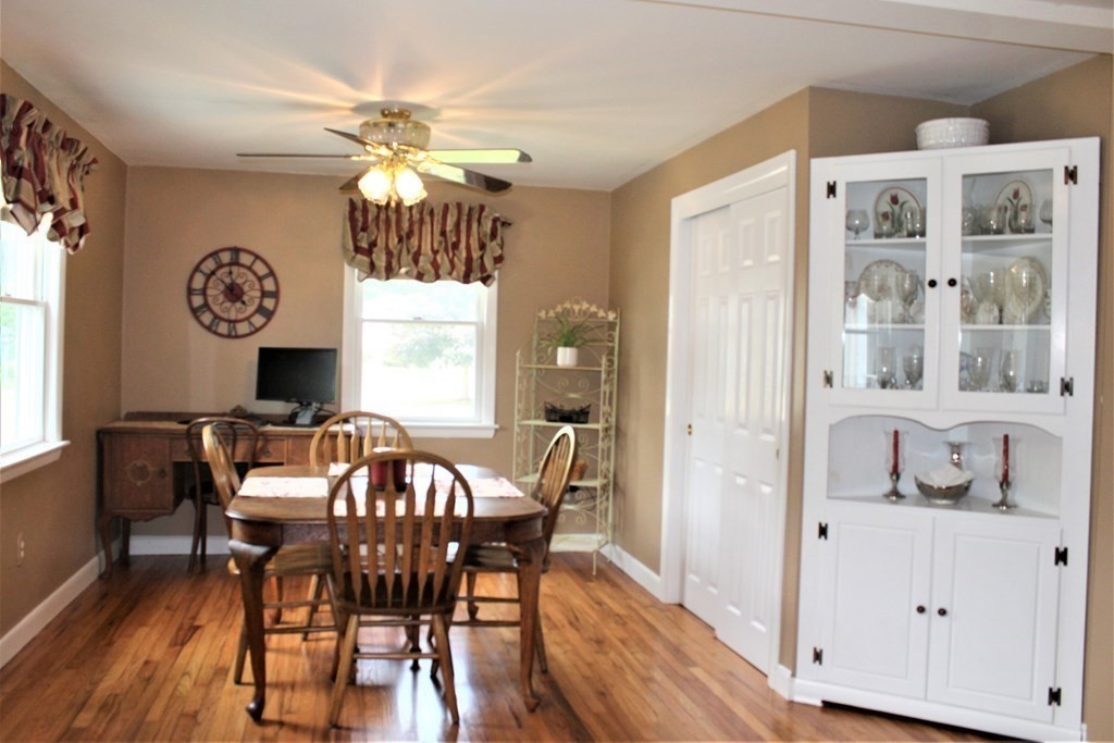 732 King Street Franklin, MA 02038 - Photo 10 of 20