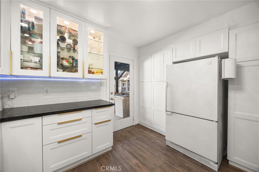 5279 Appleton Street Riverside, CA 92504 - Photo 12 of 37