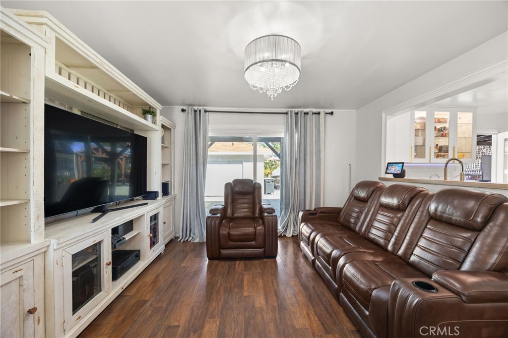 5279 Appleton Street Riverside, CA 92504 - Photo 6 of 37