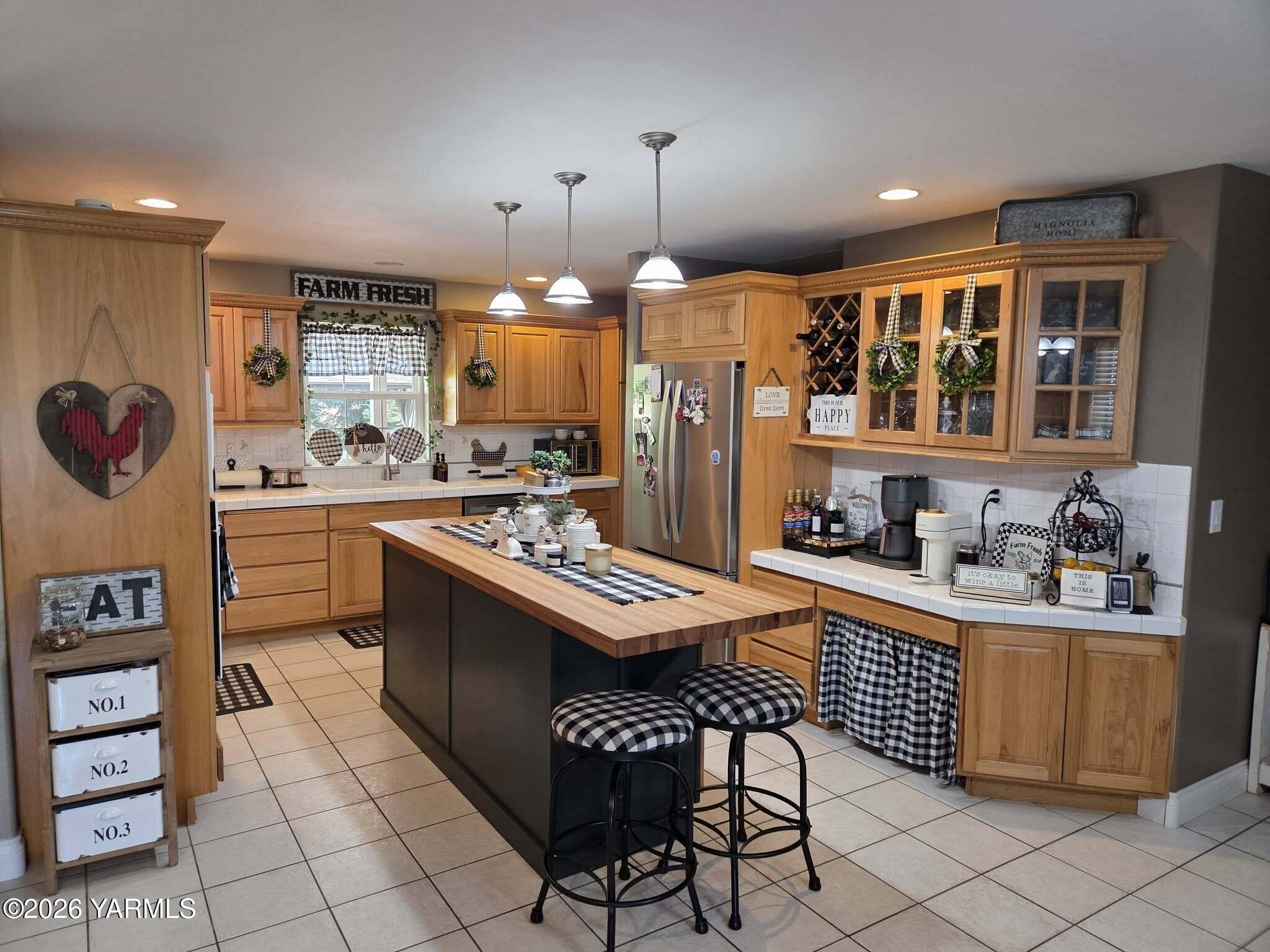 82 East Gleed Road Naches, WA 98937 - Photo 17 of 53 734816060_27820146544256196_671427692204