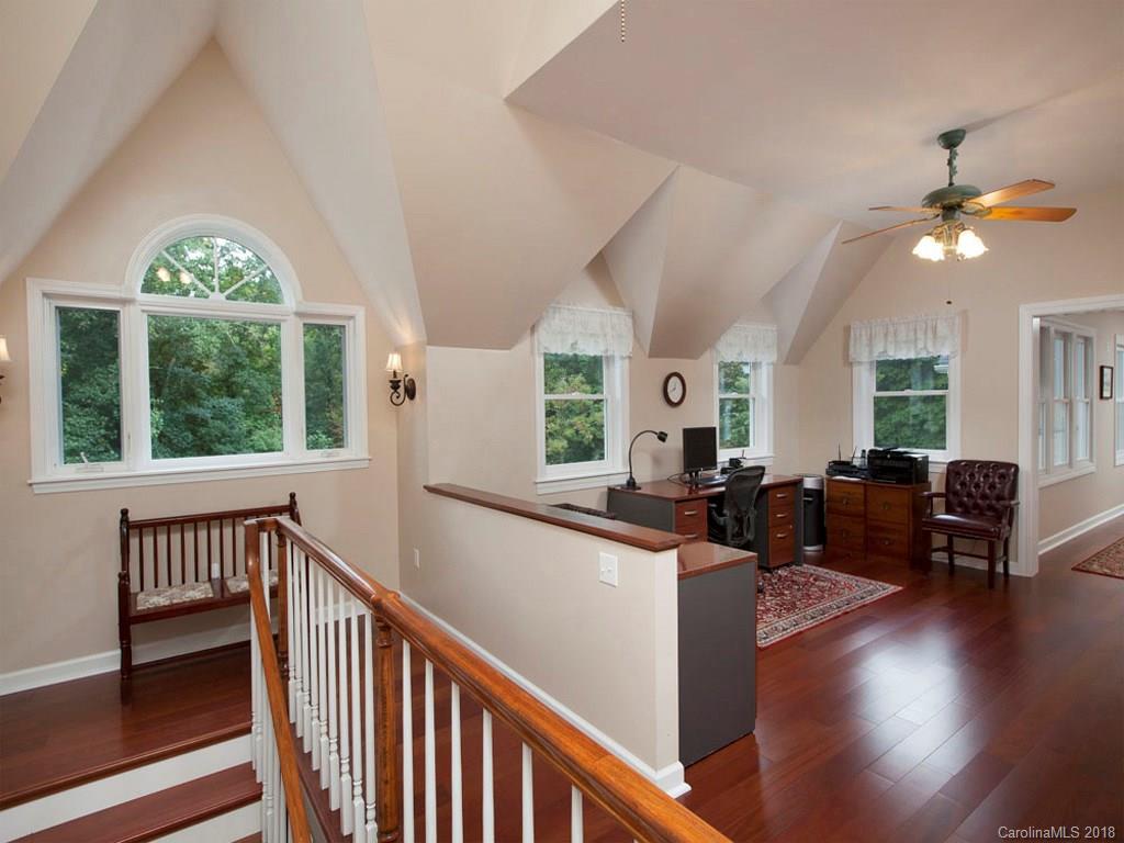 386 Walker Road Waynesville, NC 28786 - Photo 16 of 32