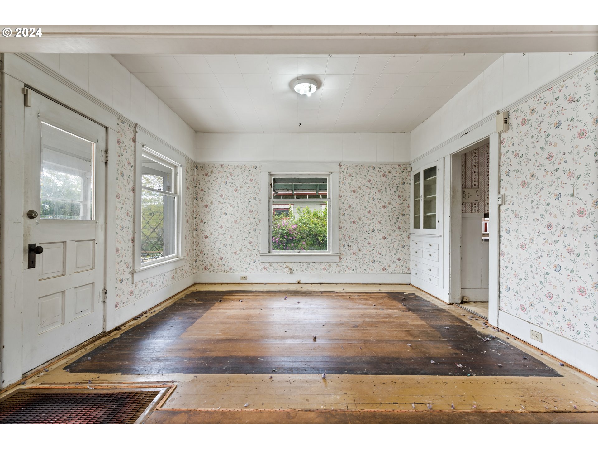 925 Southwest Walnut Street Albany, OR 97321 - Photo 6 of 20 Gallery Image 6