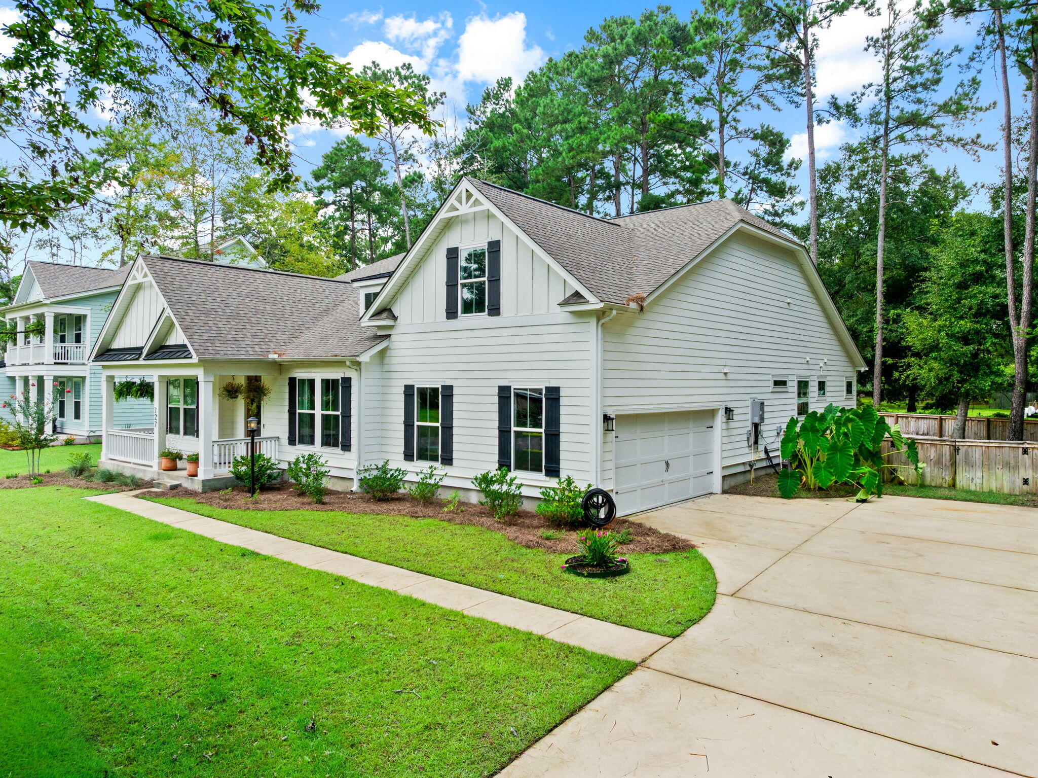 727 Hodge Road Summerville, SC 29483 - Photo 2 of 46 39-web-or-mls-727Hodge.NicoleBurbagePhot