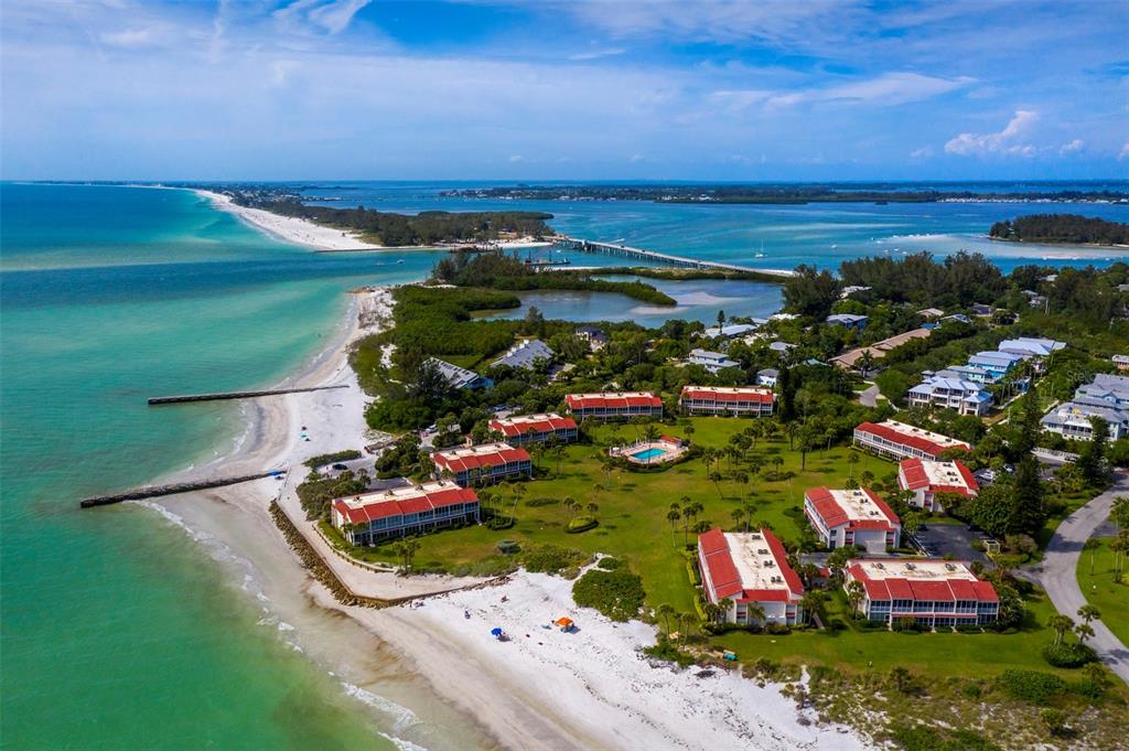 6901 Poinsetta Avenue Longboat Key, FL 34228 - Photo 19 of 30 a view of outdoor space with garden view