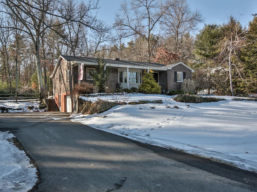 38 Ranger Road Hollis, NH 03049 - Photo 2 of 35