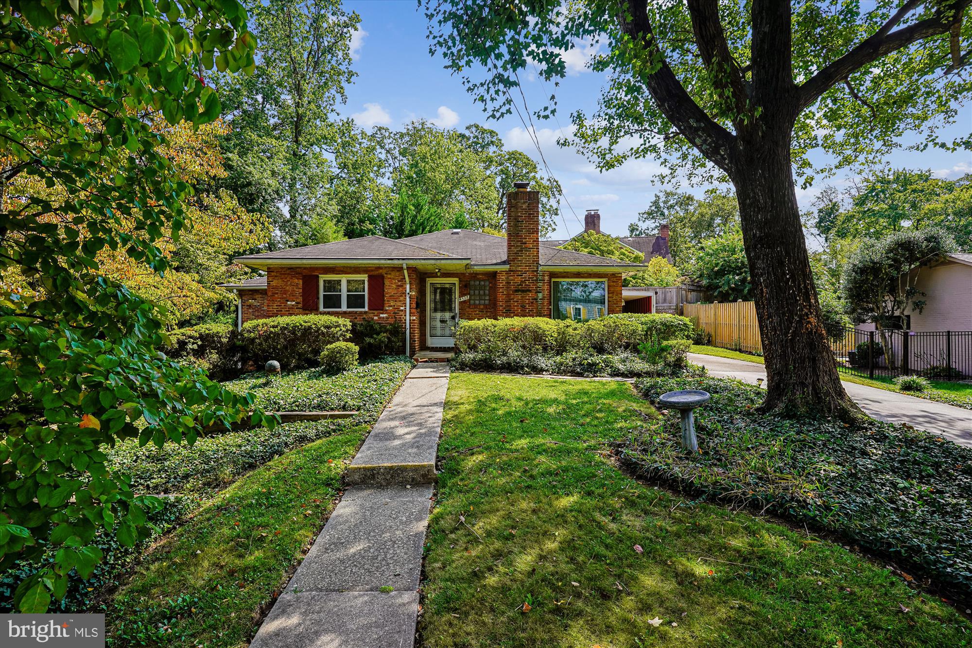 4528 North Dittmar Road Arlington, VA 22207 - Photo 5 of 20