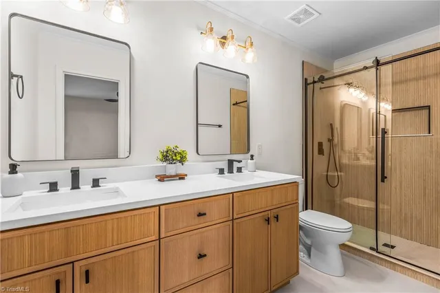 $319,000 | 976 Chatfield Drive, Jamestown, NC 27282