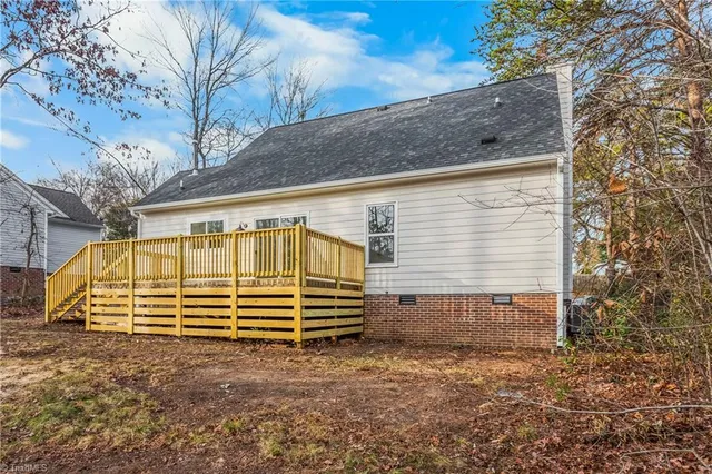 $319,000 | 976 Chatfield Drive, Jamestown, NC 27282