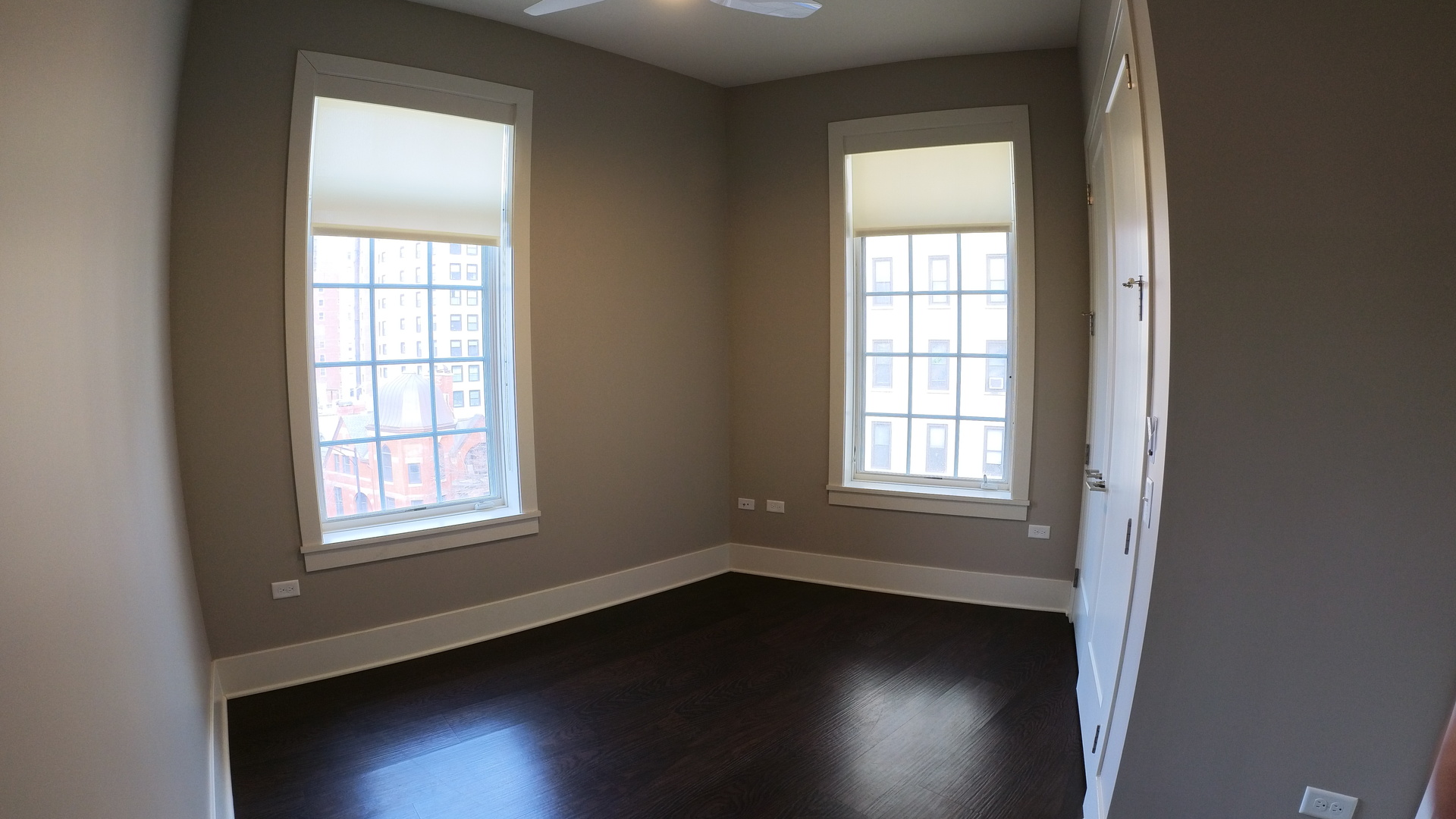 2050 North Clark Street, Unit 302 Chicago, IL 60614 - Photo 13 of 19