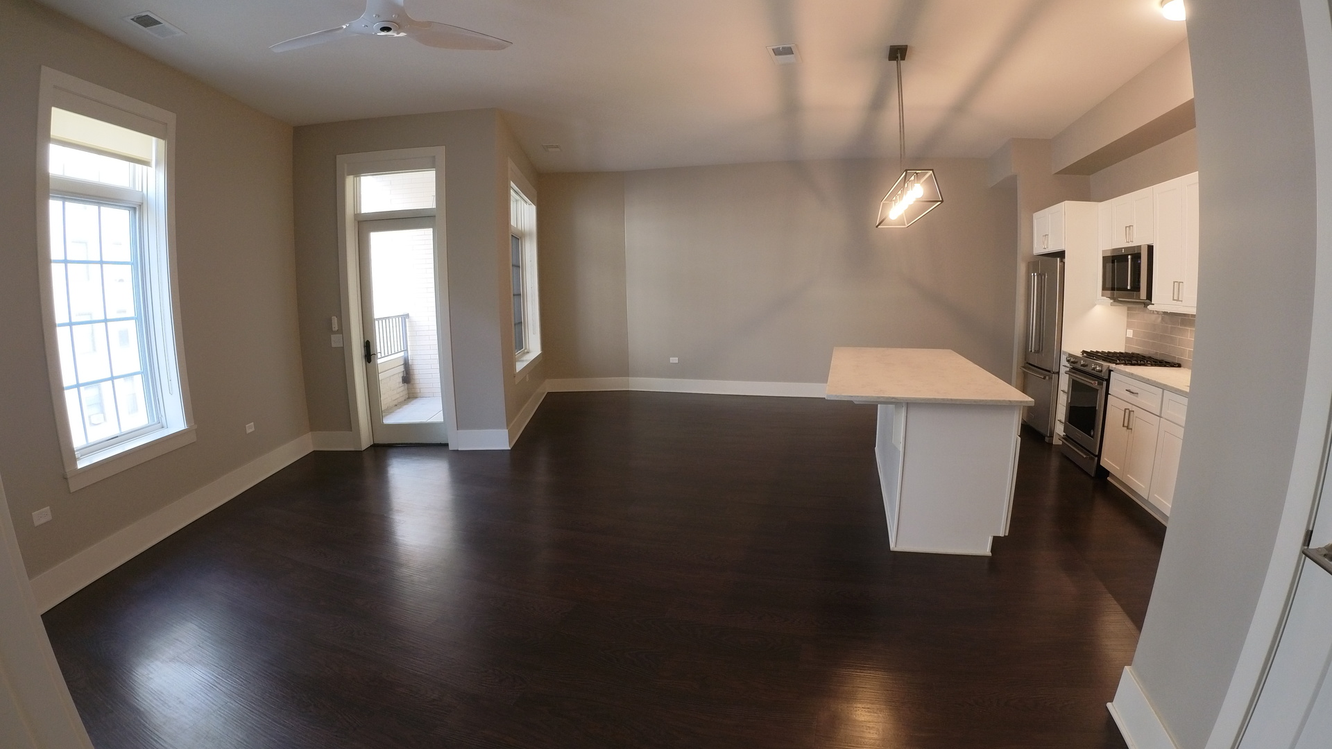 2050 North Clark Street, Unit 302 Chicago, IL 60614 - Photo 16 of 19