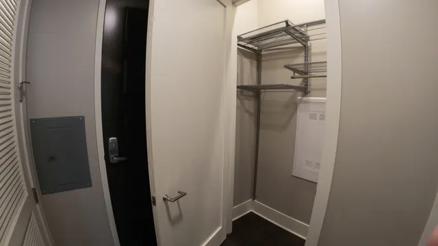 $4,825 | 2050 North Clark Street, Unit 302, Chicago, IL 60614