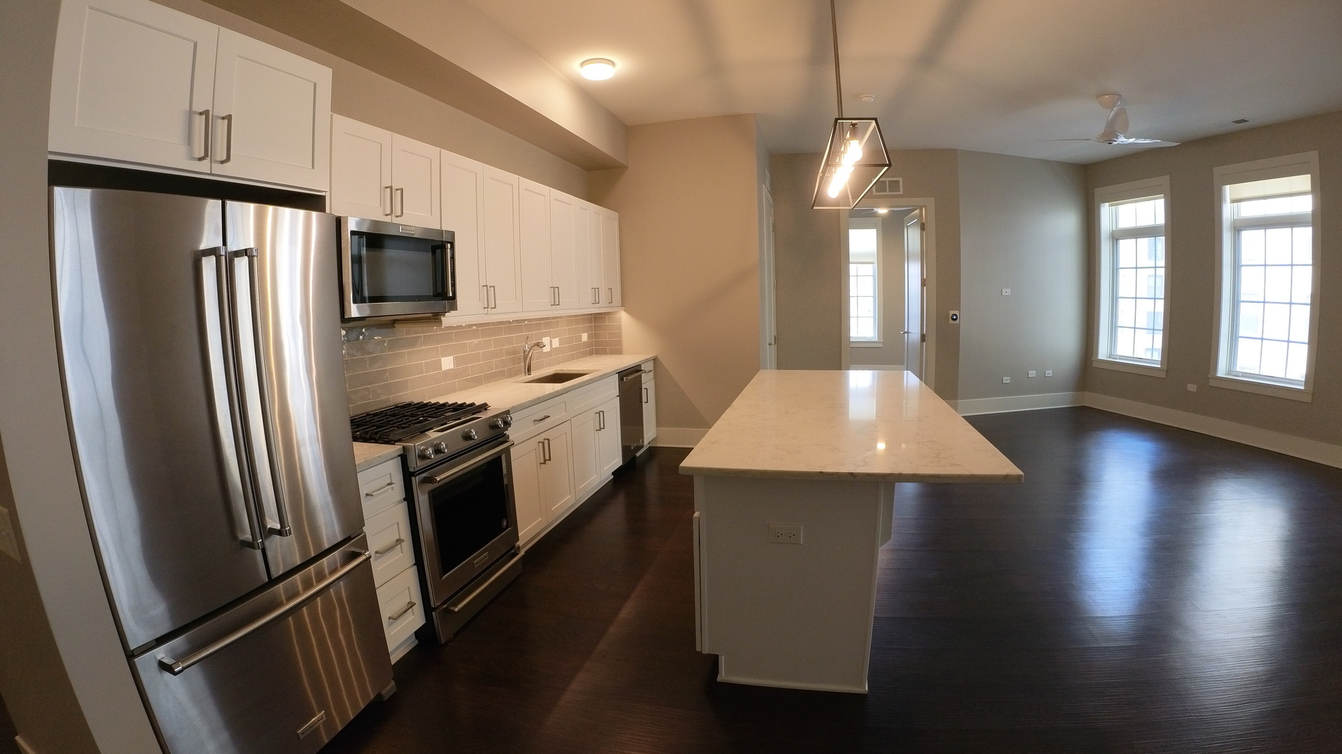 2050 North Clark Street, Unit 302 Chicago, IL 60614 - Photo 6 of 19