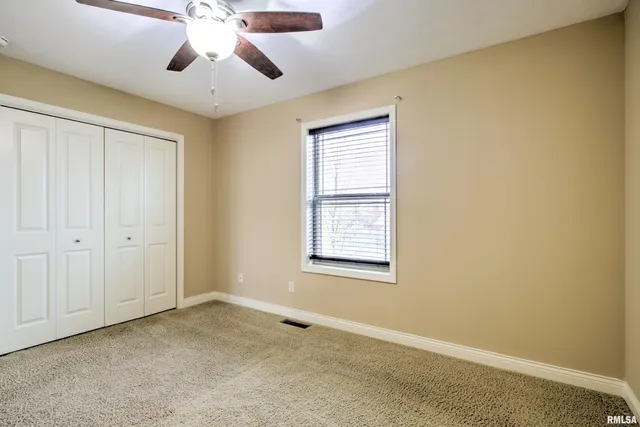 $2,400 | 2708 West Sesame Street, Dunlap, IL 61525