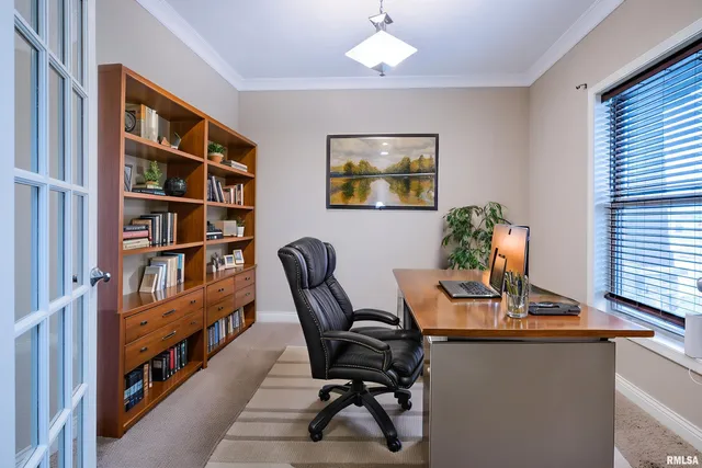 $2,400 | 2708 West Sesame Street, Dunlap, IL 61525