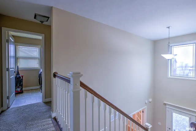 $2,400 | 2708 West Sesame Street, Dunlap, IL 61525