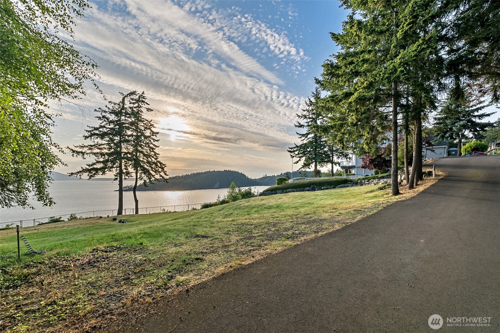 1279 Chuckanut Drive Bellingham, WA 98229 - Photo 3 of 14