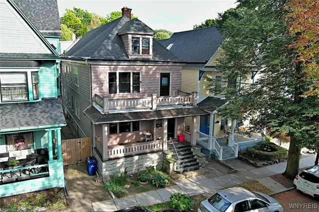 $1,750 | 135 Park Street, Buffalo, NY 14201