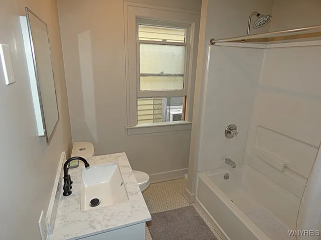 $1,750 | 135 Park Street, Buffalo, NY 14201