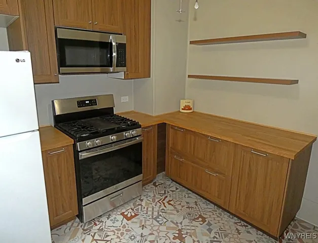 $1,750 | 135 Park Street, Buffalo, NY 14201