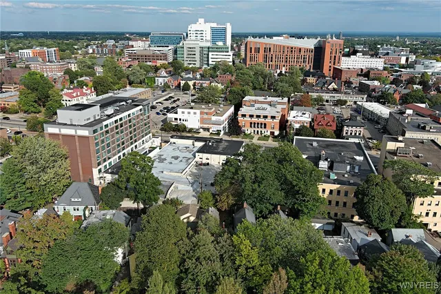 $1,750 | 135 Park Street, Buffalo, NY 14201