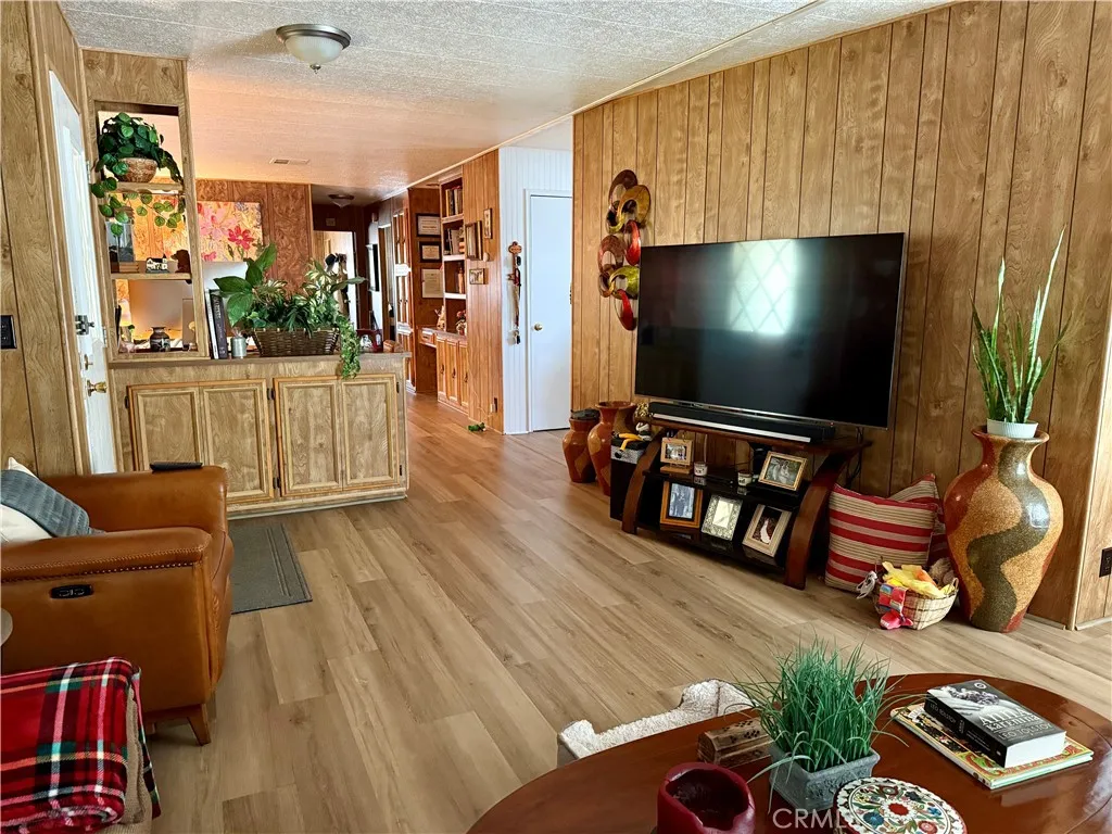 15181 Van Buren Riverside, CA 92504 - Photo 5 of 27